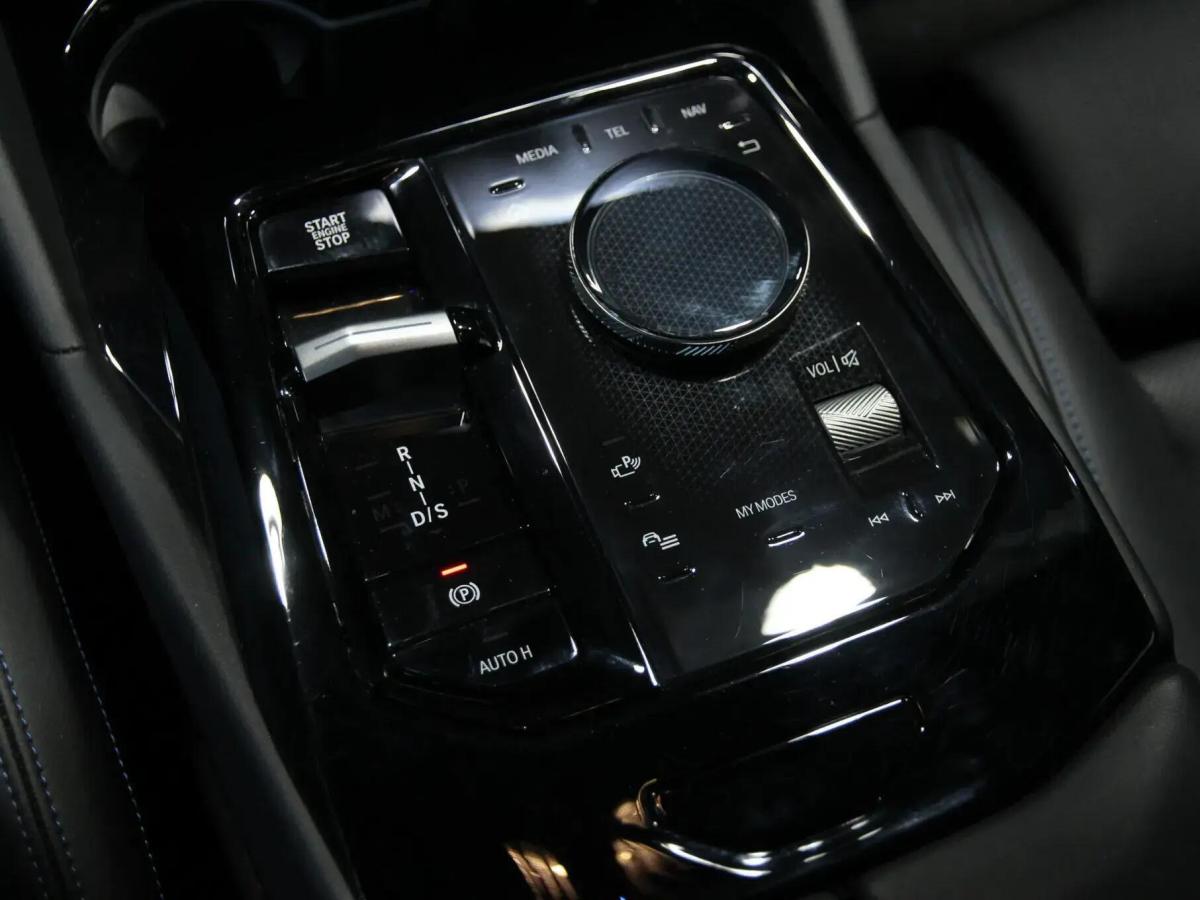 bmw-serie-5-2024-hibrido-a-gasolina-1998cc