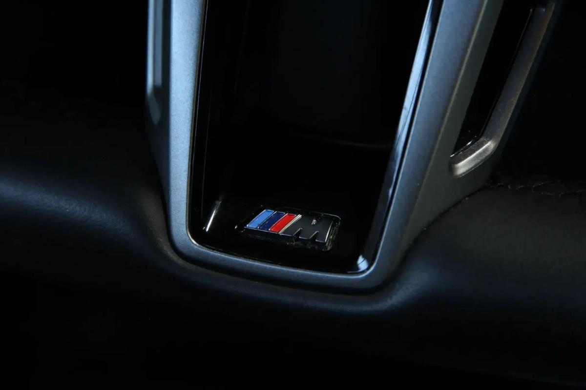 bmw-serie-5-2024-hibrido-a-gasolina-1998cc