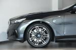 bmw-serie-5-2024-hibrido-a-gasolina-1998cc