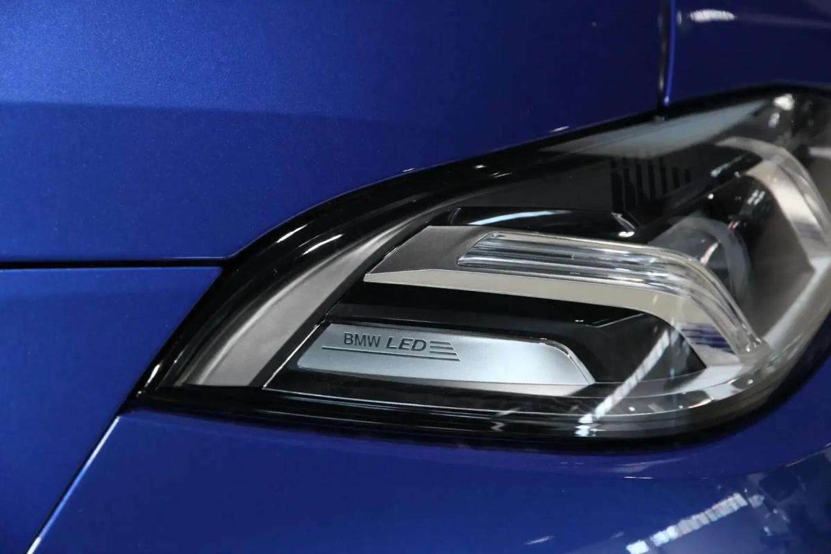 bmw-serie-1-2025-gasolina-1499cc