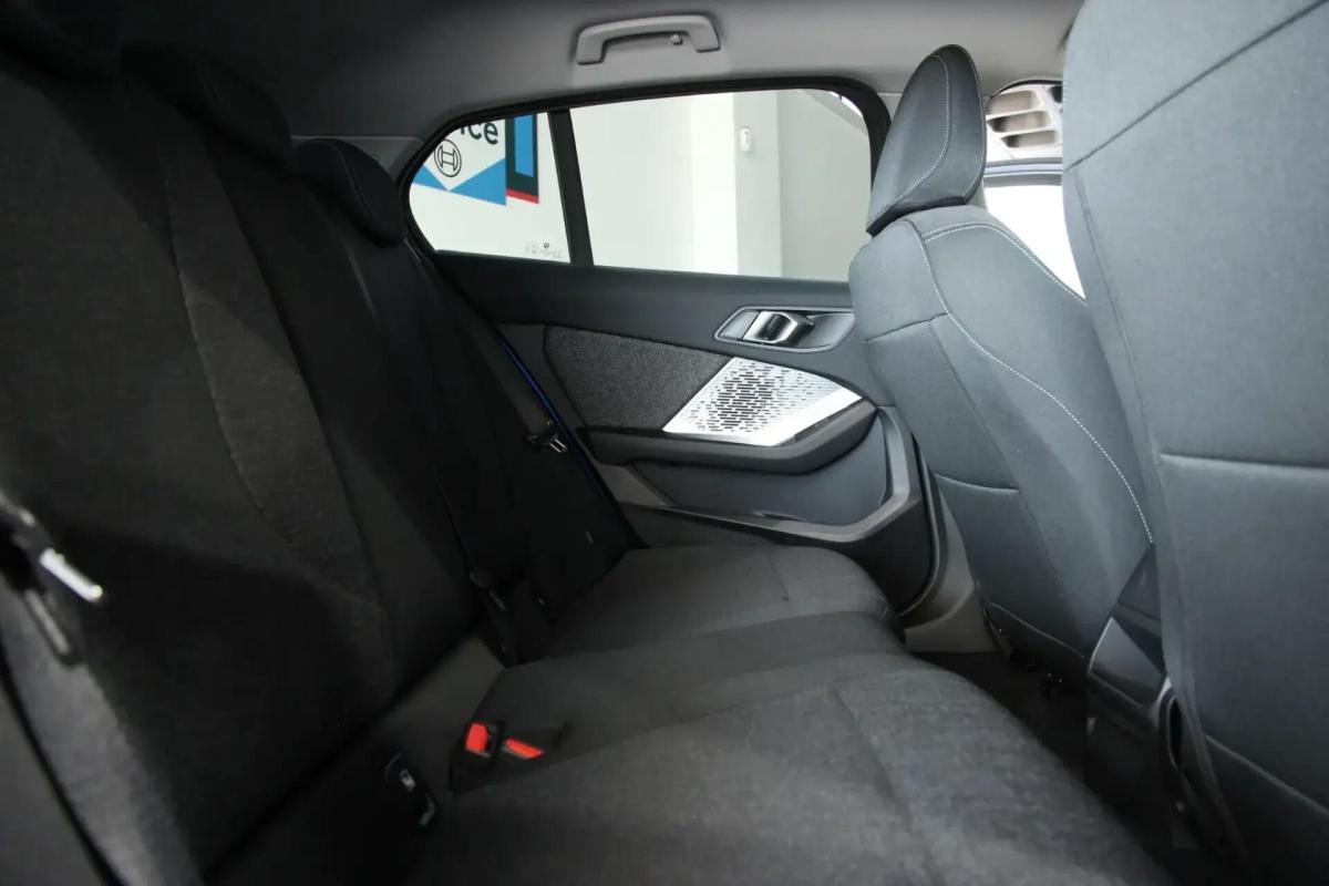 bmw-serie-1-2025-gasolina-1499cc