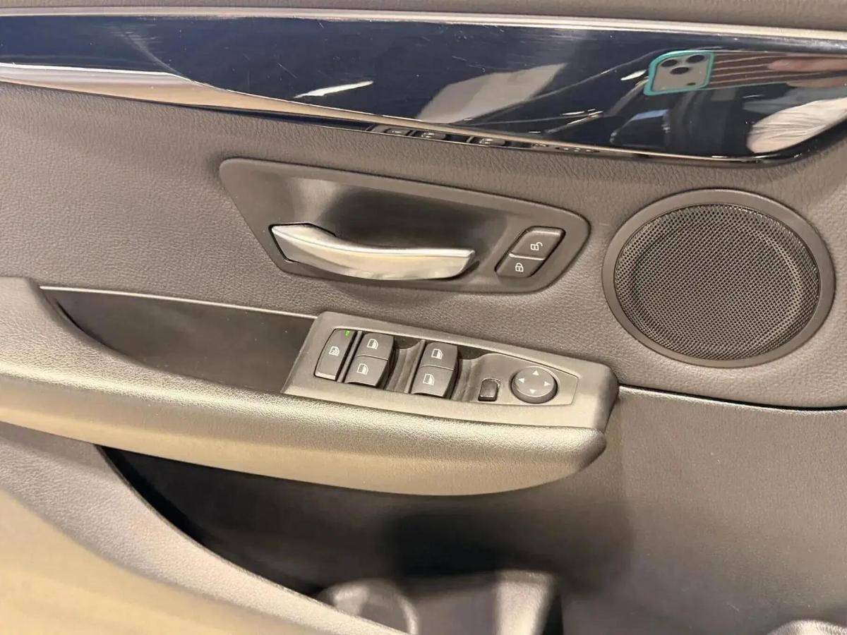 bmw-serie-2-2019-diesel-1496cc