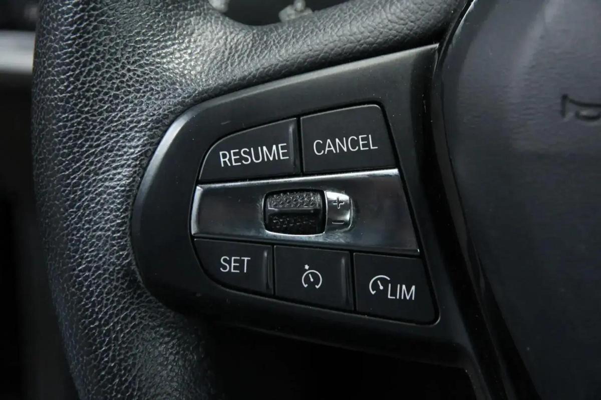 bmw-serie-1-2021-gasolina-1499cc