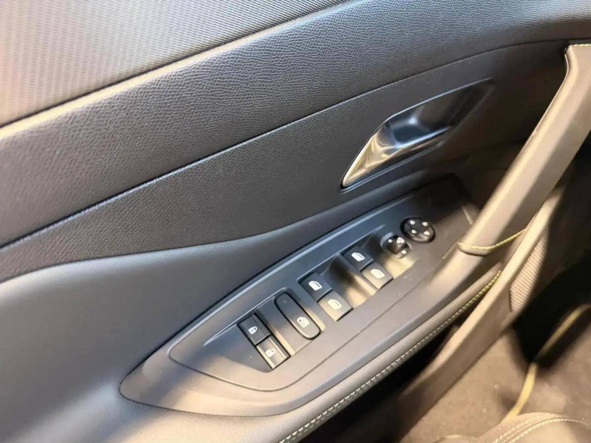 peugeot-308-sw-2023-diesel-1499cc