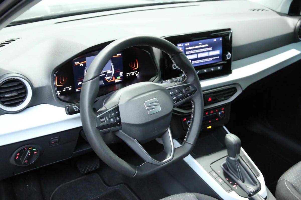 seat-arona-2024-gasolina-999cc