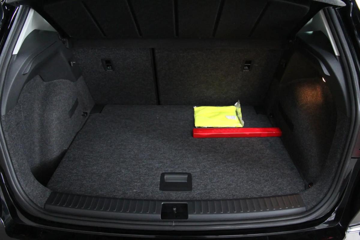seat-arona-2024-gasolina-999cc