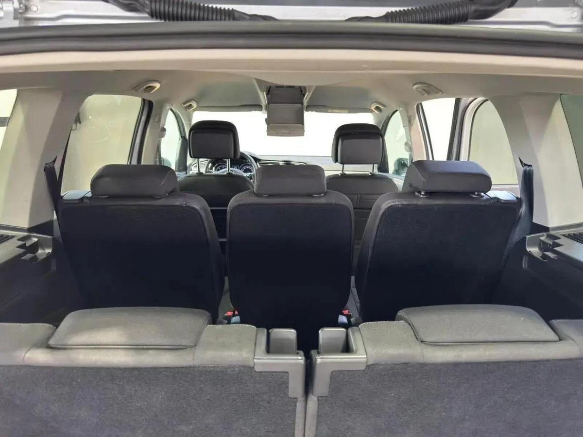 volkswagen-touran-2022-diesel-1968cc