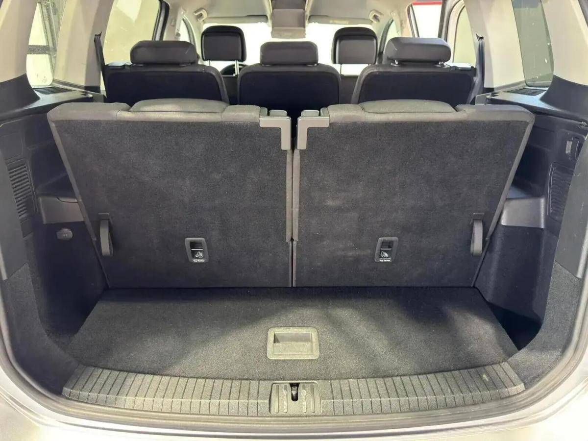 volkswagen-touran-2022-diesel-1968cc