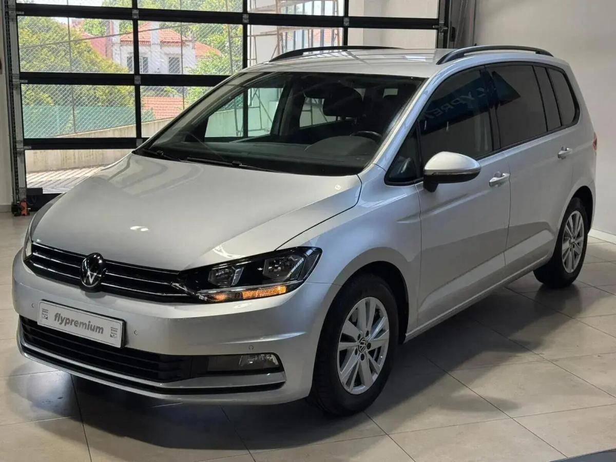 volkswagen-touran-2022-diesel-1968cc