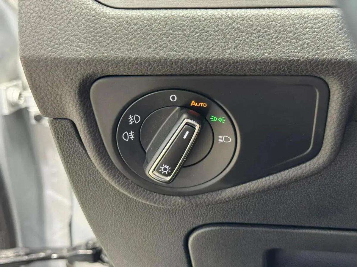 volkswagen-touran-2022-diesel-1968cc