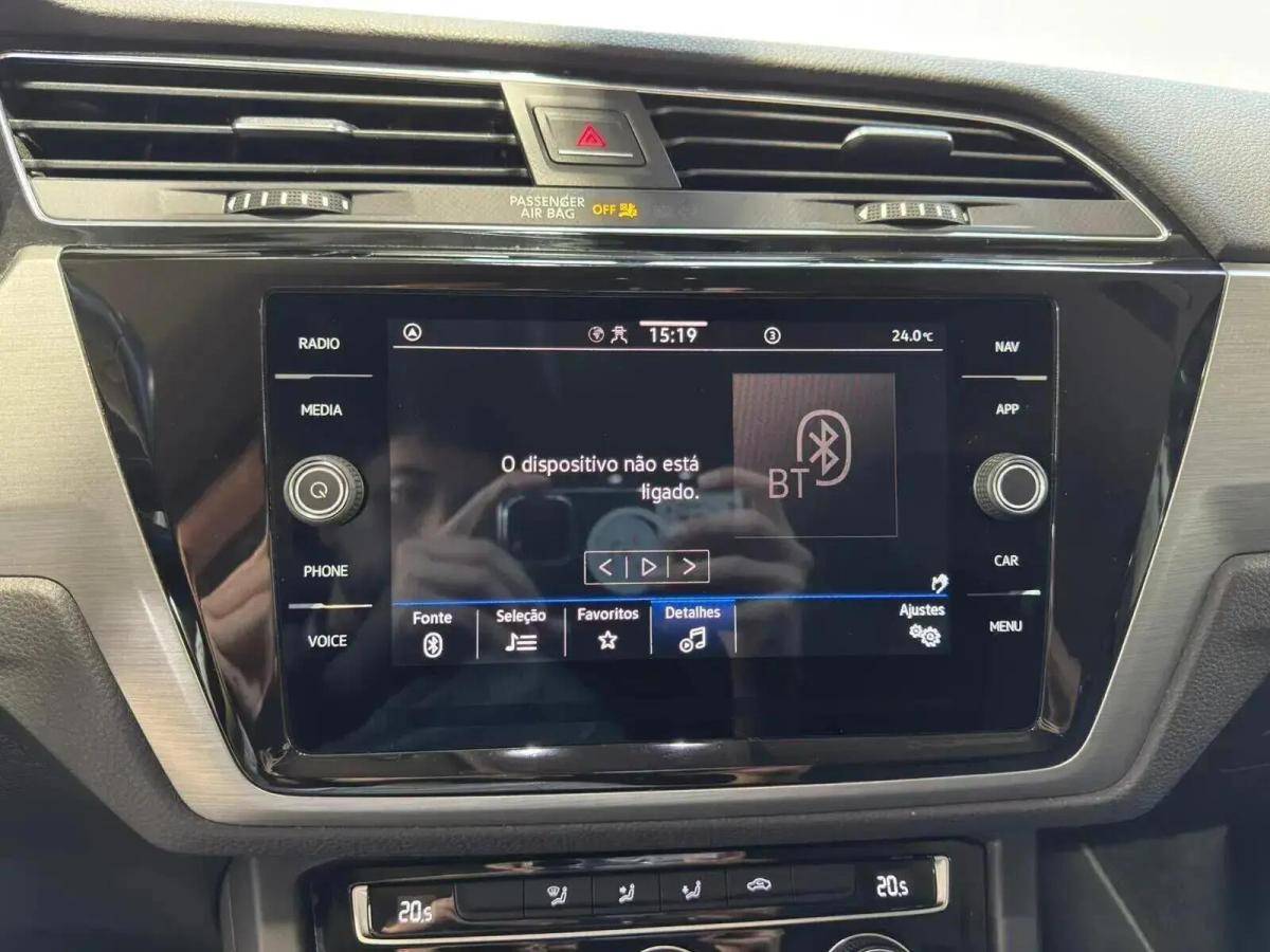 volkswagen-touran-2022-diesel-1968cc