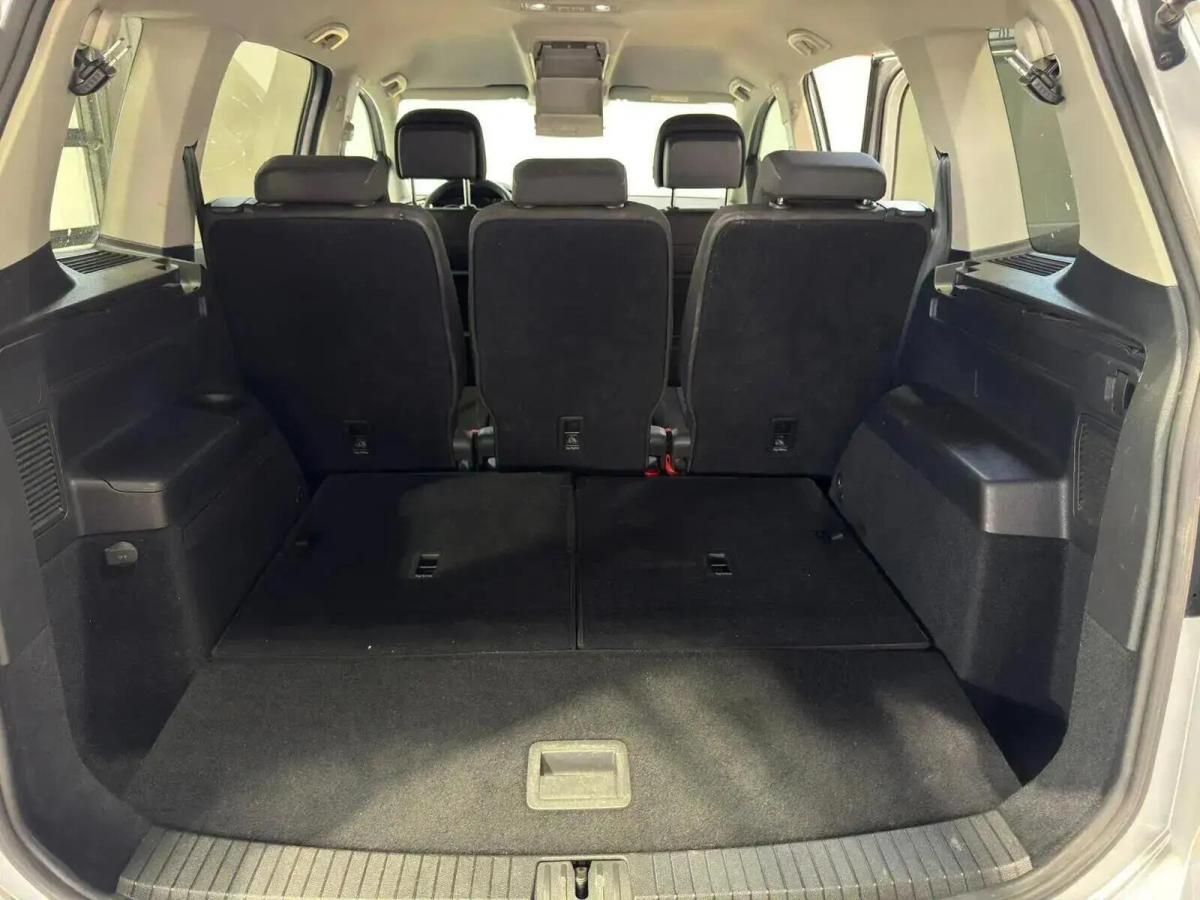 volkswagen-touran-2022-diesel-1968cc