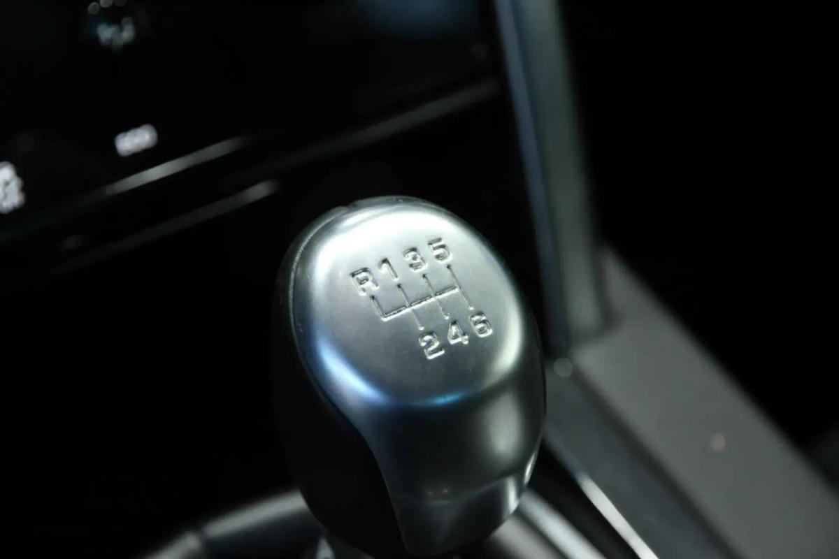 land-rover-discovery-sport-2020-diesel-1999cc