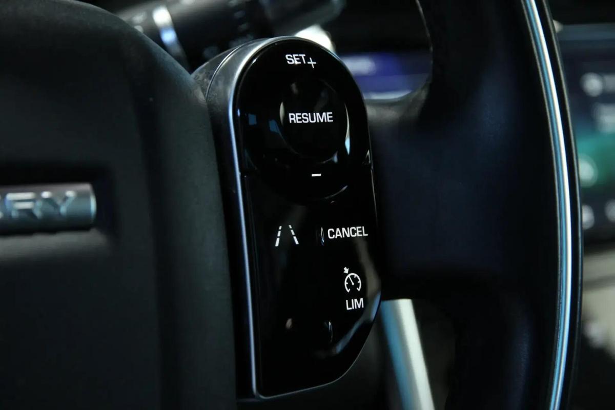 land-rover-discovery-sport-2020-diesel-1999cc