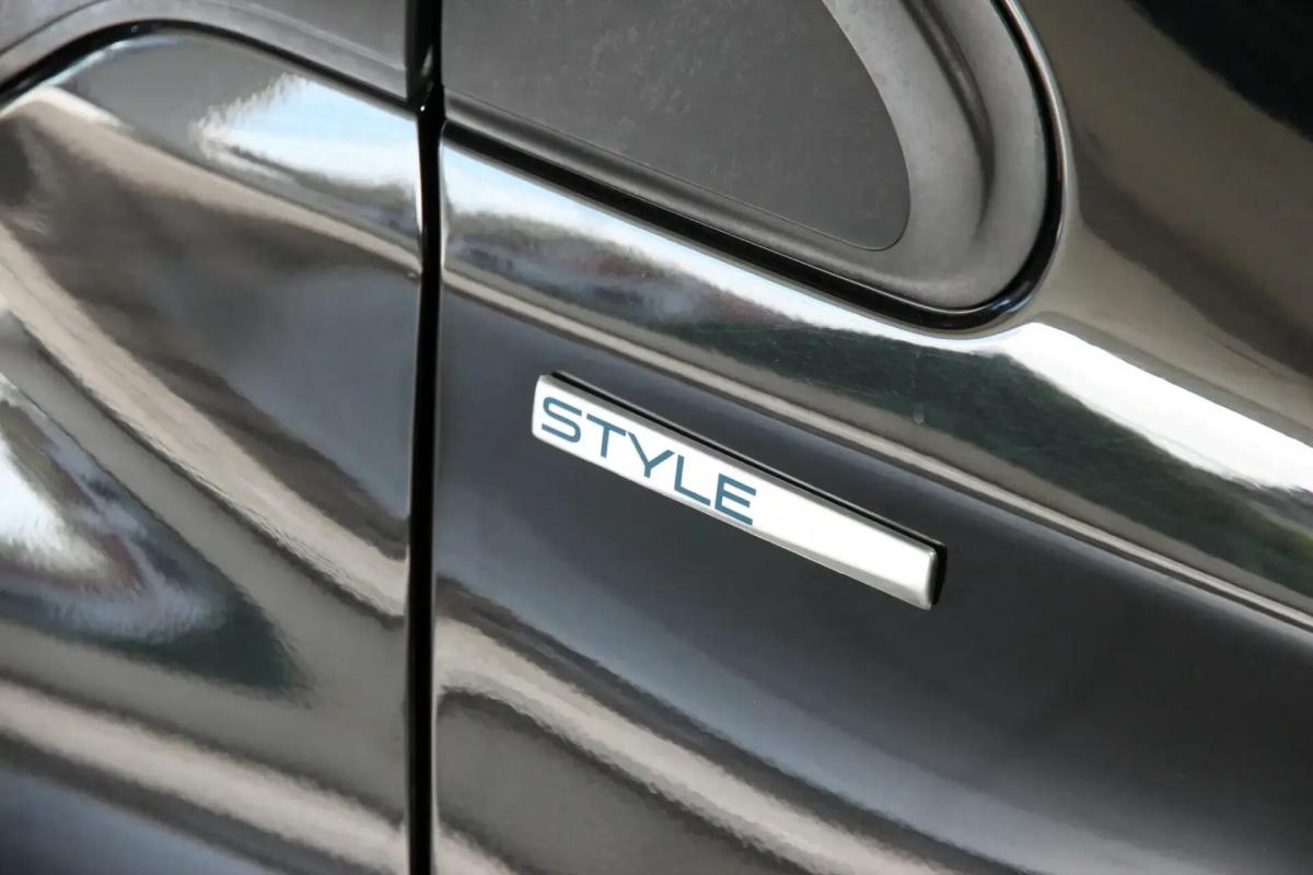 peugeot-208-2018-gasolina-1199cc