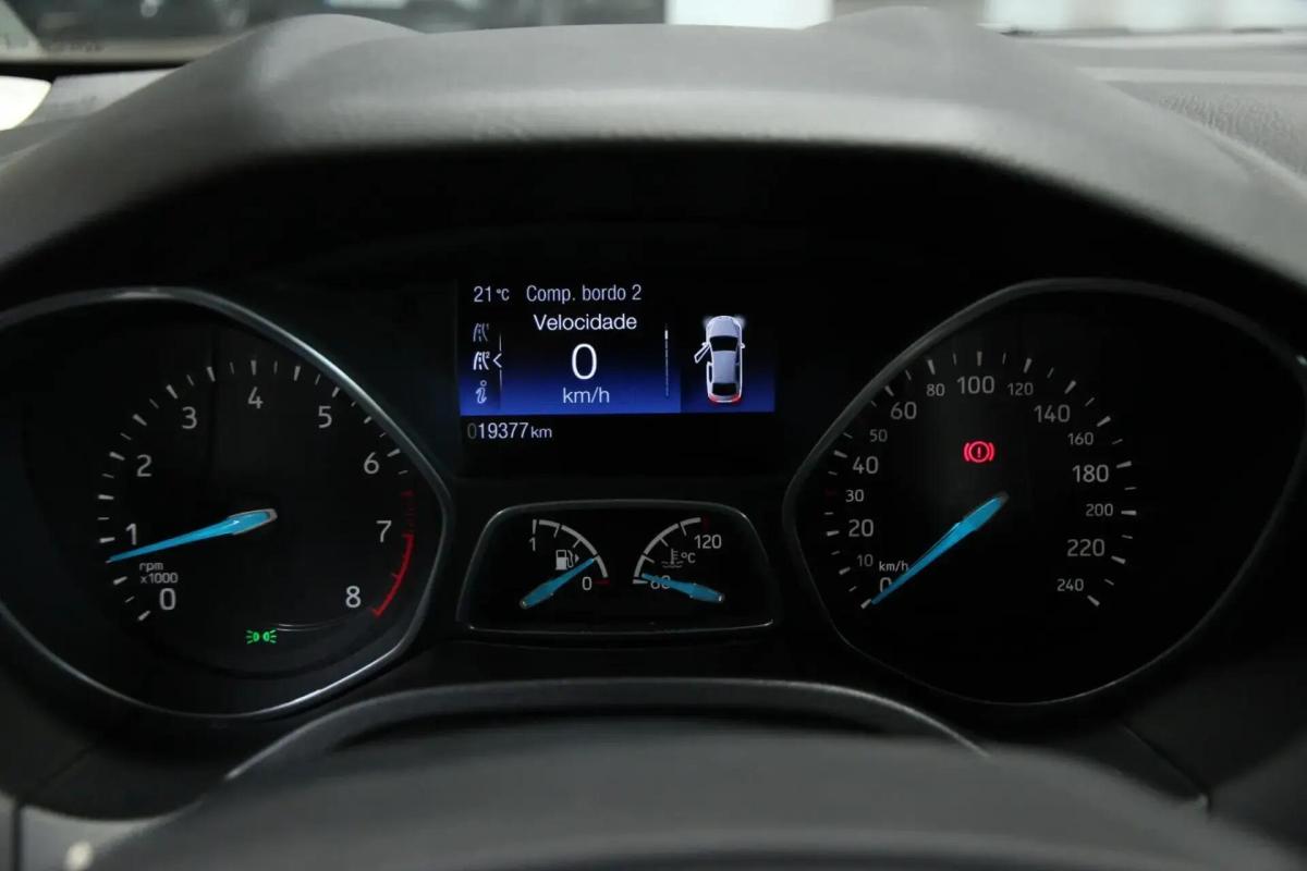 ford-focus-2018-gasolina-998cc