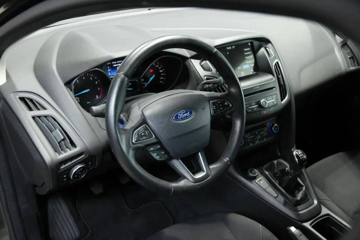 ford-focus-2018-gasolina-998cc