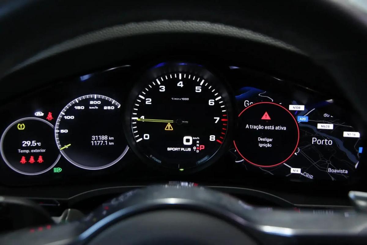 porsche-cayenne-2022-hibrido-a-gasolina-2995cc