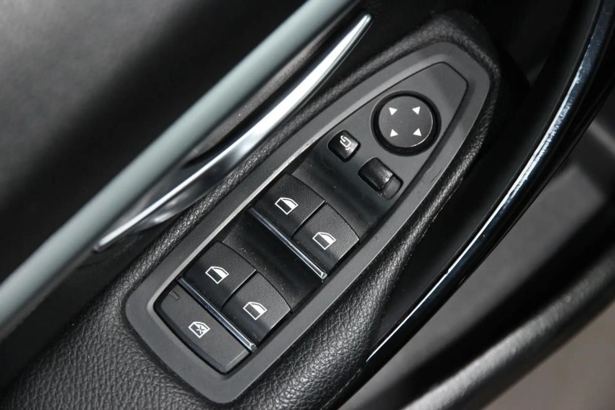 bmw-serie-3-318d-2019-diesel-1995cc
