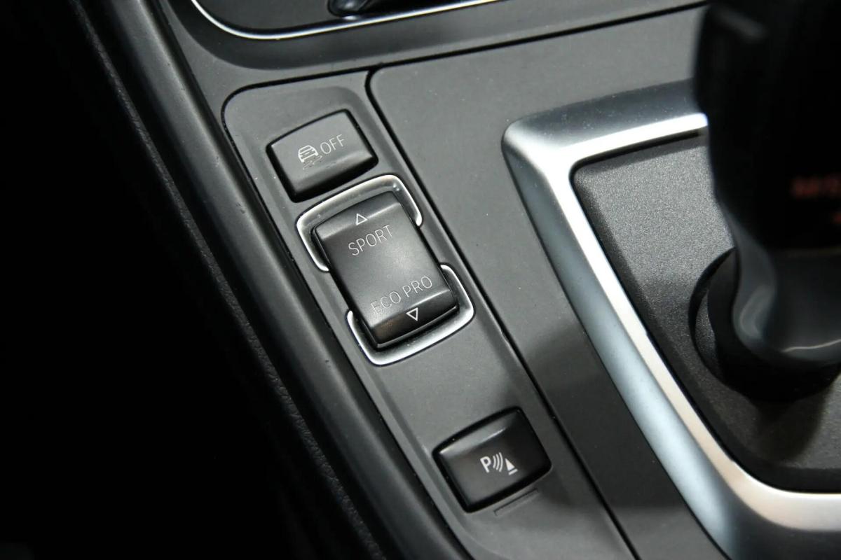 bmw-serie-3-318d-2019-diesel-1995cc