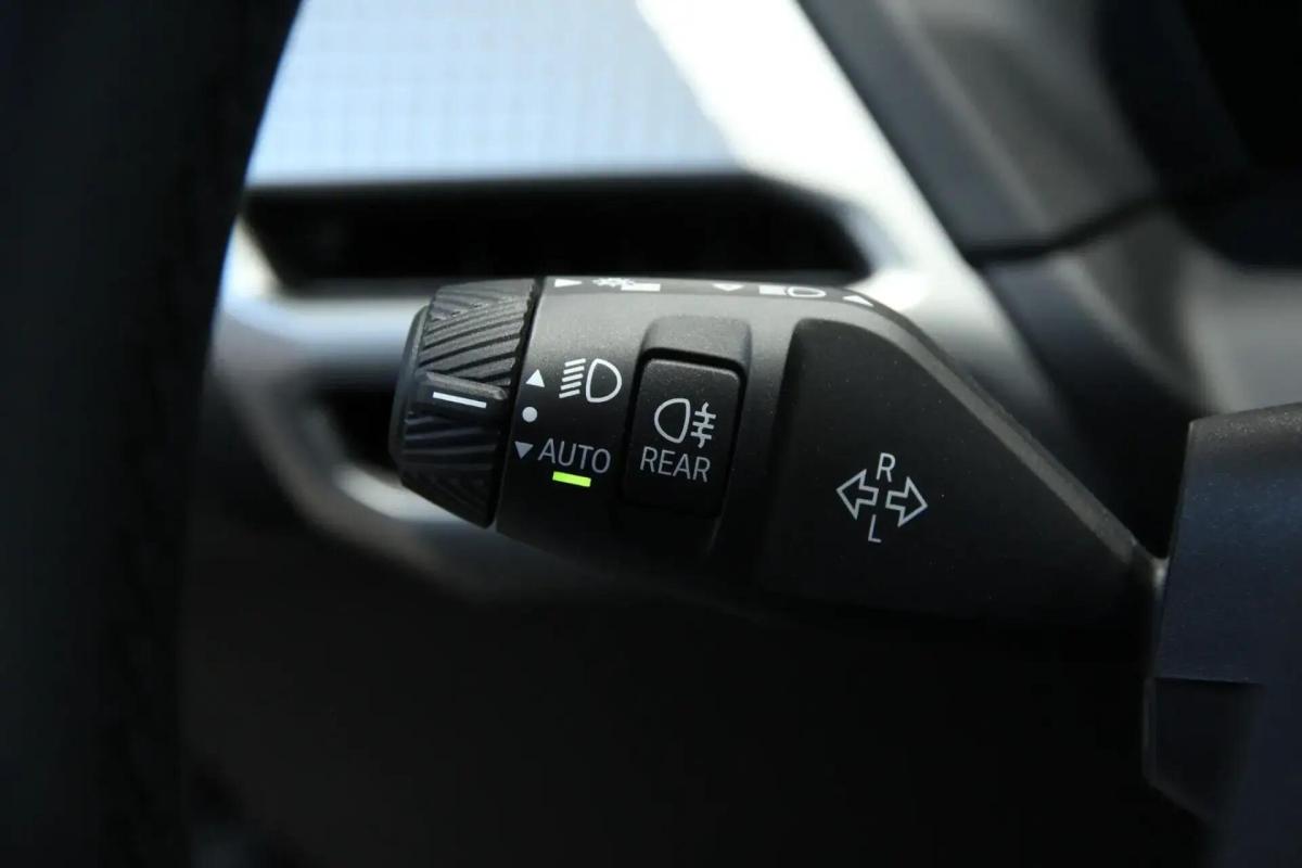 bmw-serie-1-2025-gasolina-1499cc