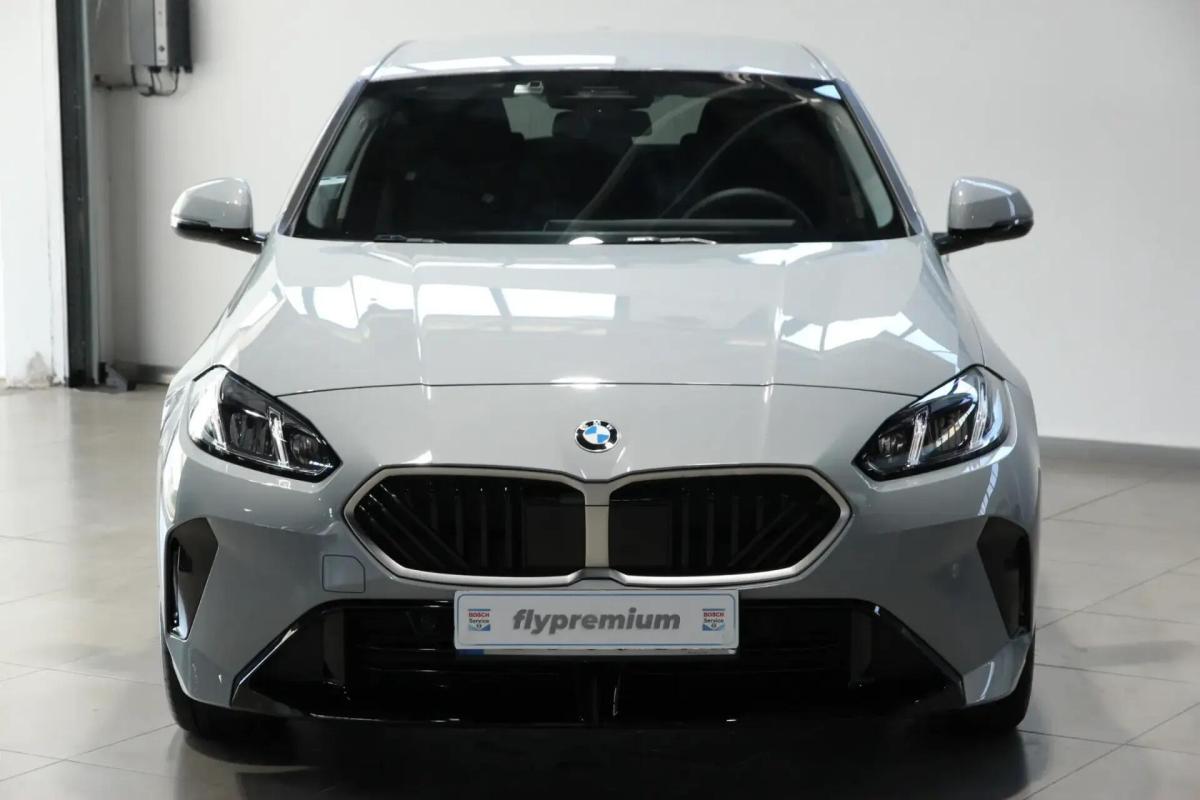 bmw-serie-1-2025-gasolina-1499cc