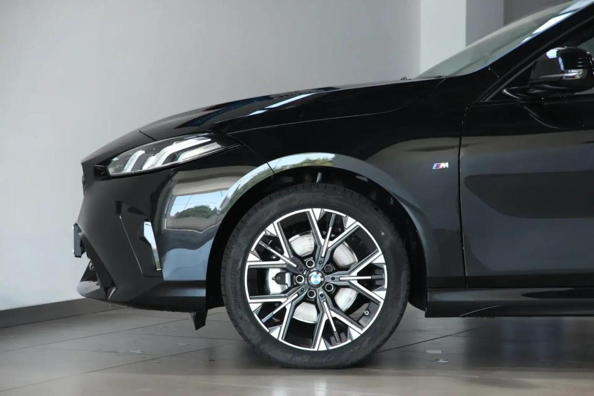 bmw-serie-1-2025-gasolina-1499cc