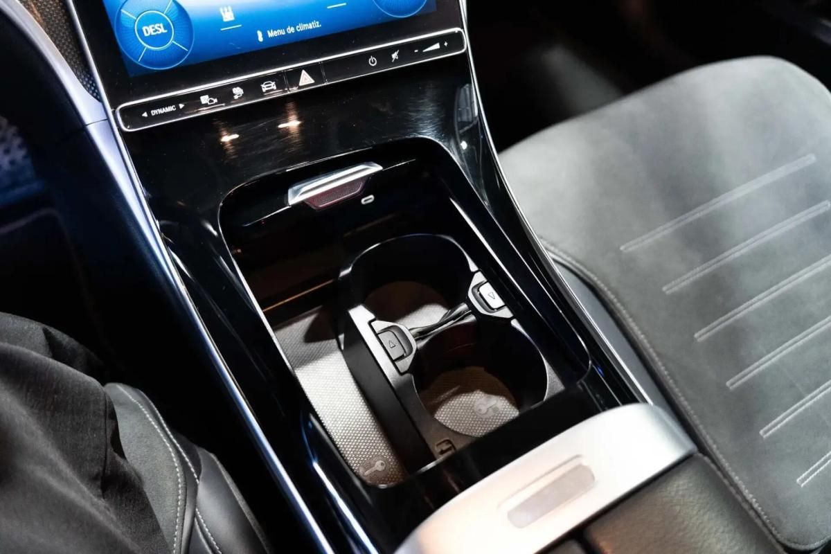 mercedes-benz-classe-c-2022-hibrido-a-gasolina-1999cc