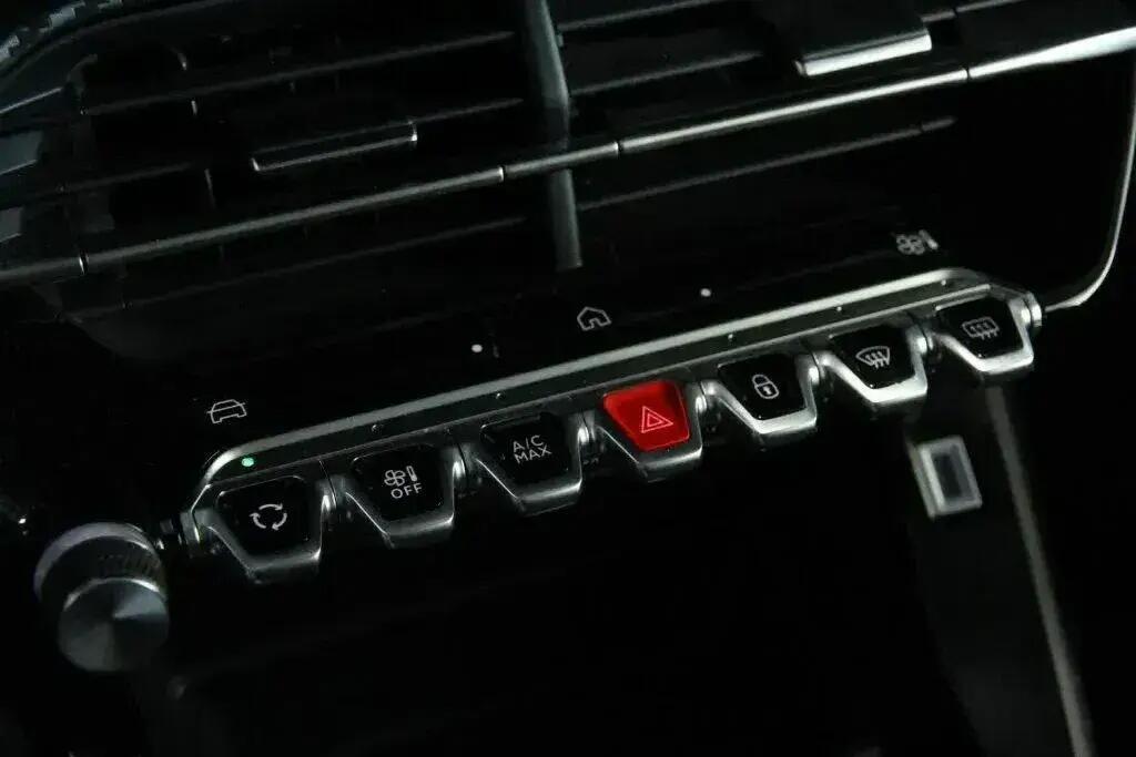 peugeot-208-2024-gasolina-1199cc
