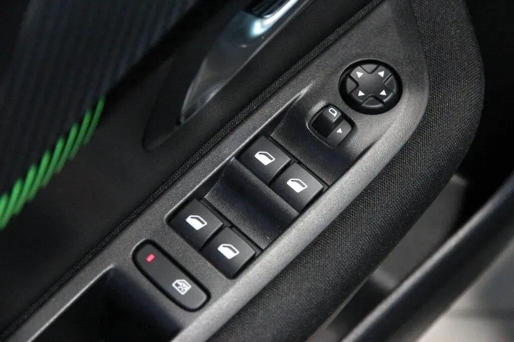 peugeot-208-2024-gasolina-1199cc