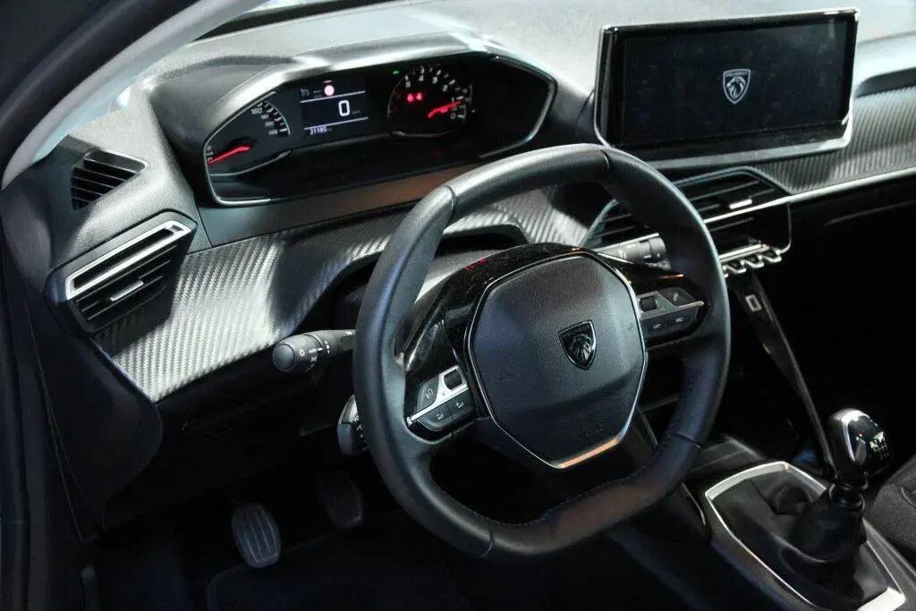 peugeot-208-2024-gasolina-1199cc