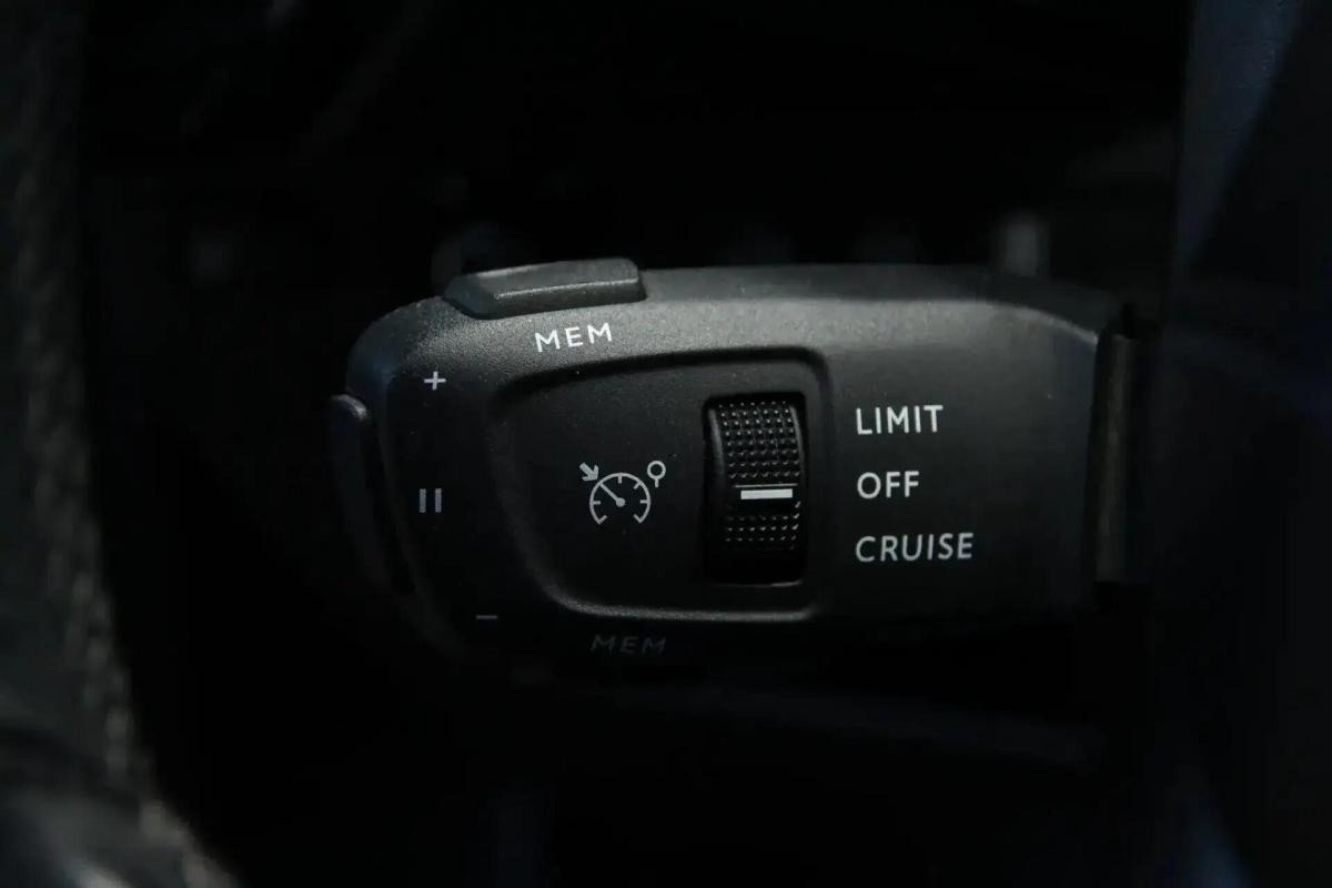 ds-ds-7-crossback-2018-diesel-1499cc
