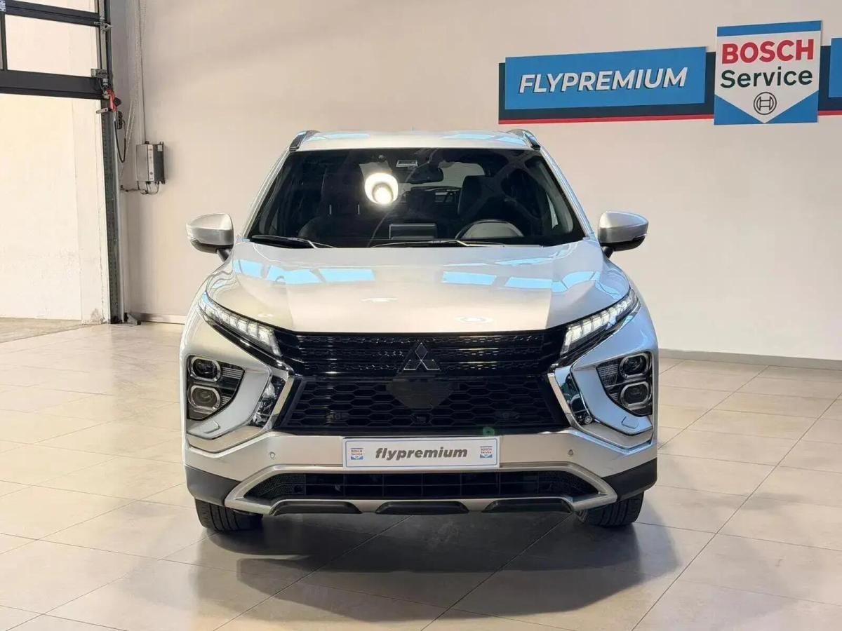 mitsubishi-eclipse-cross-2022-hibrido-a-gasolina-2360cc