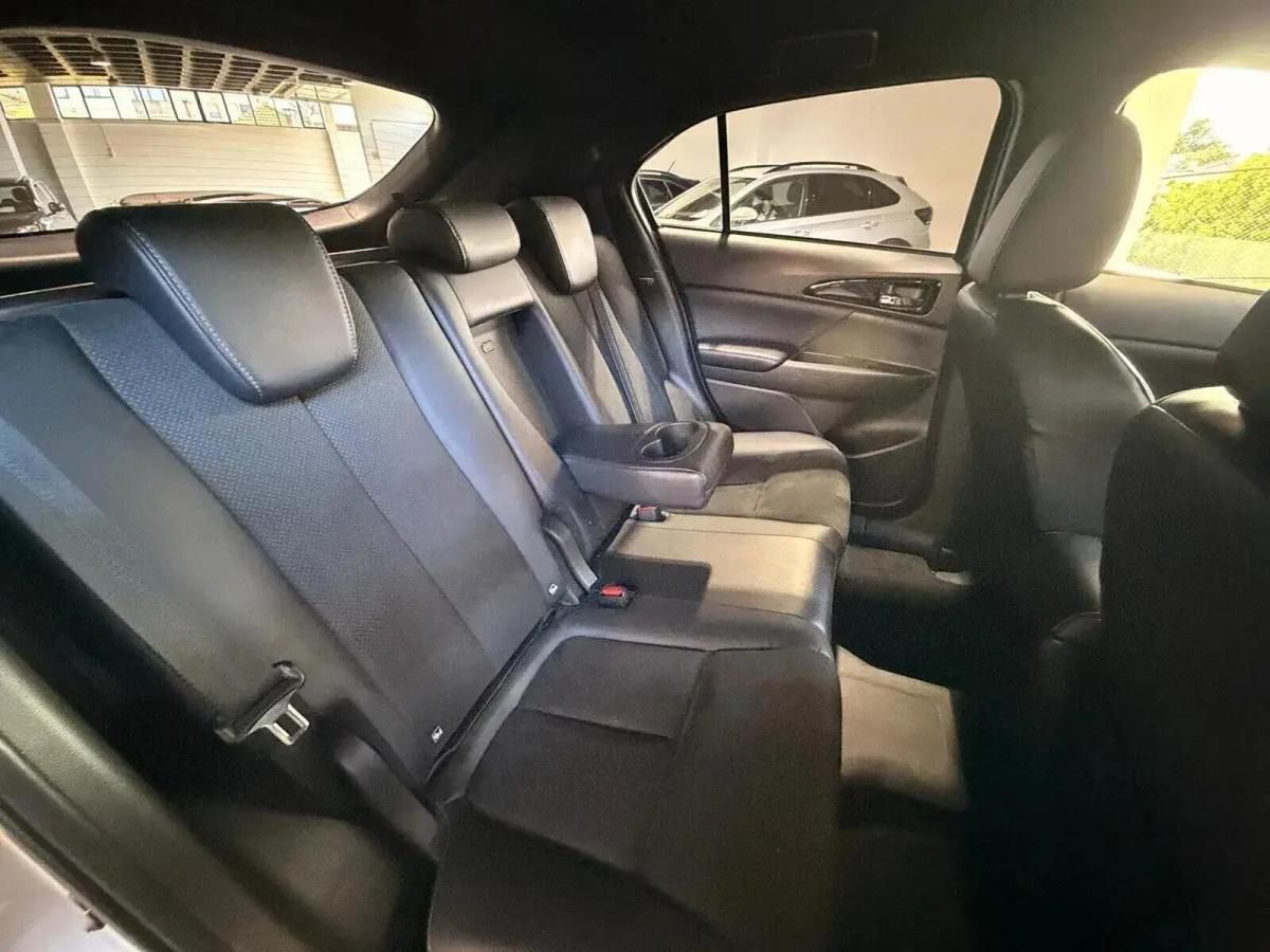 mitsubishi-eclipse-cross-2022-hibrido-a-gasolina-2360cc