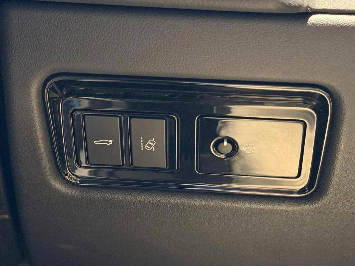 jaguar-xf-sportbrake-2019-diesel-1999cc