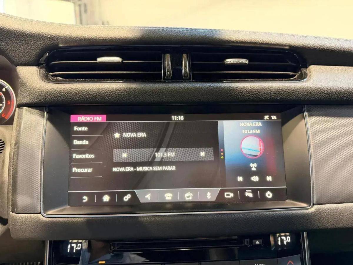 jaguar-xf-sportbrake-2019-diesel-1999cc