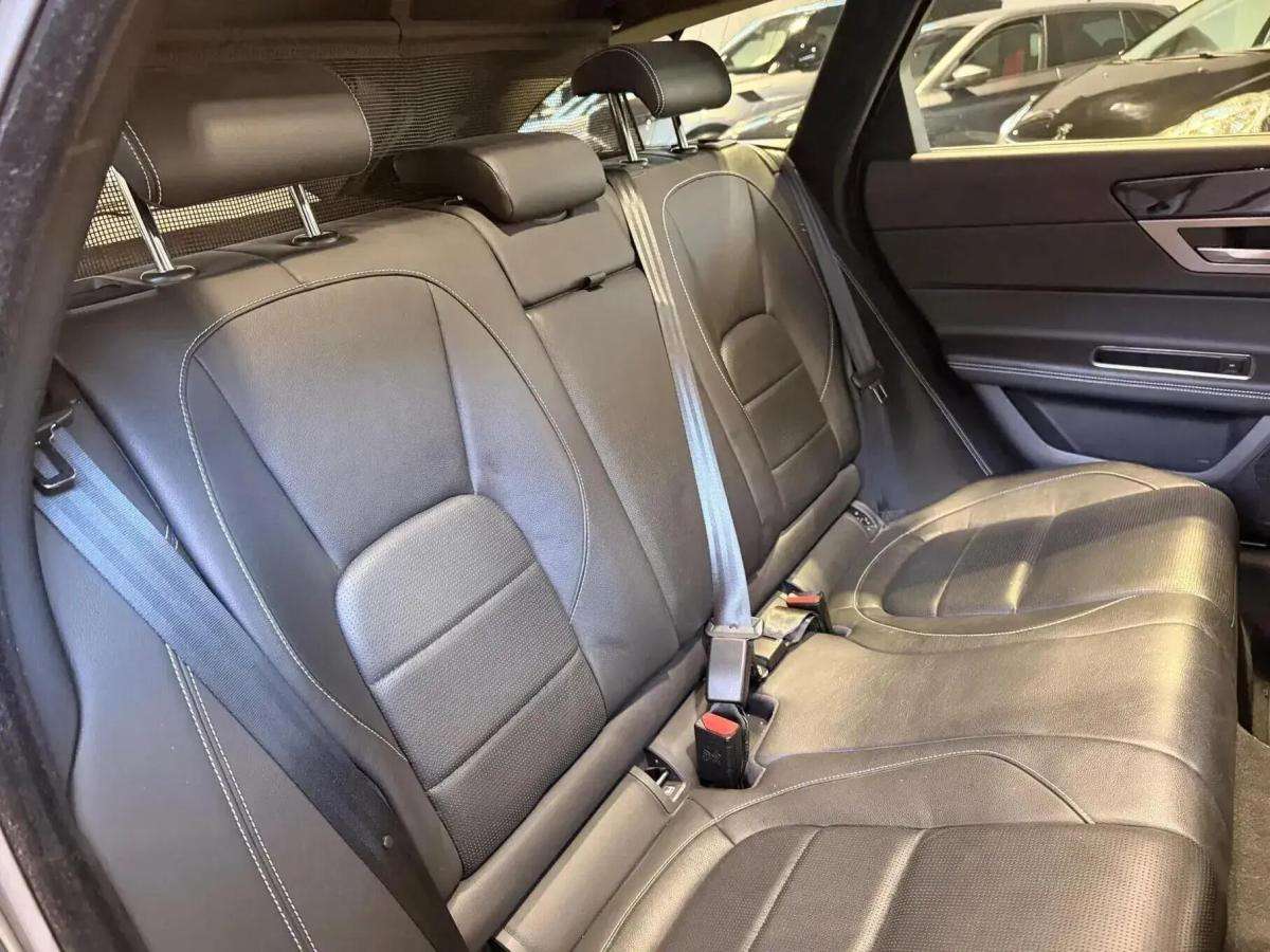 jaguar-xf-sportbrake-2019-diesel-1999cc