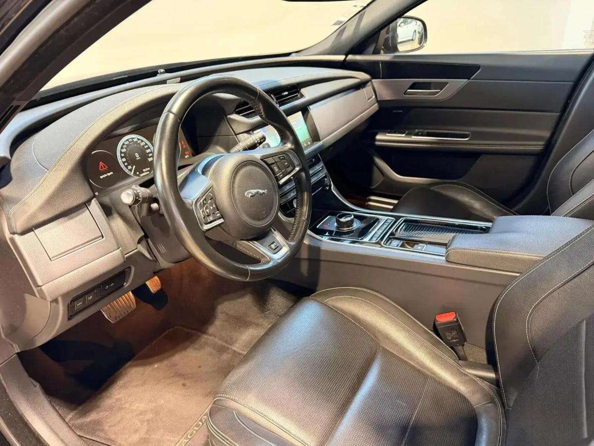 jaguar-xf-sportbrake-2019-diesel-1999cc