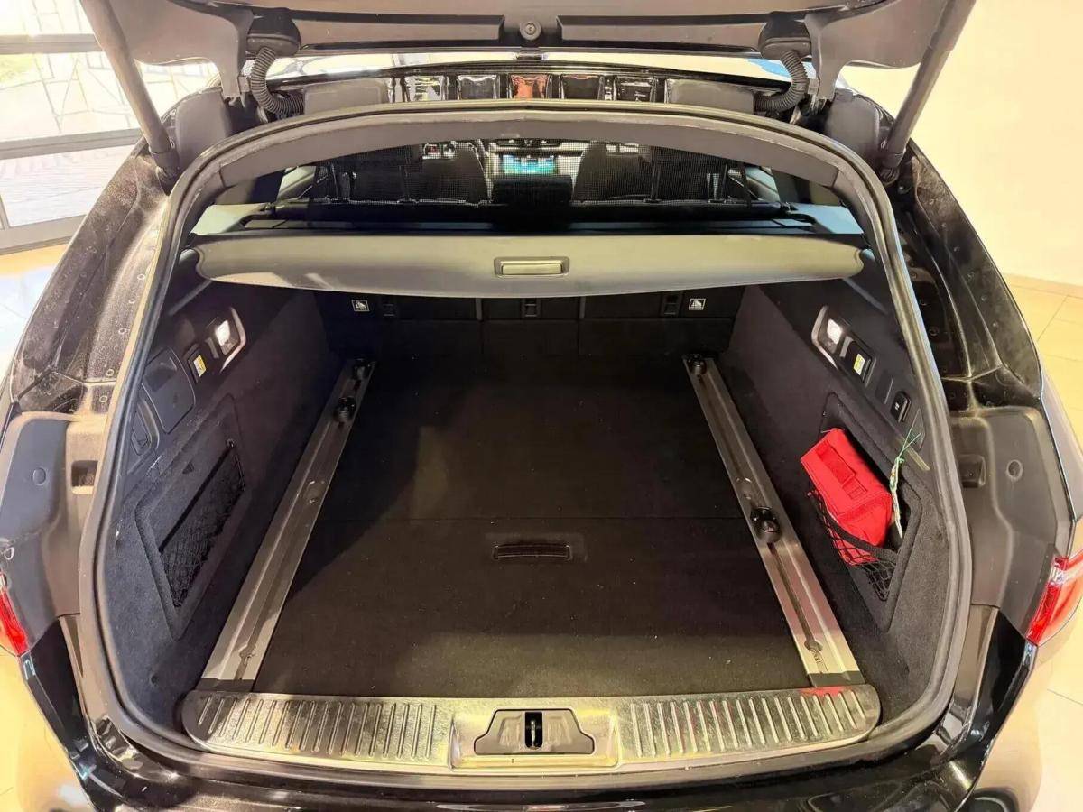 jaguar-xf-sportbrake-2019-diesel-1999cc
