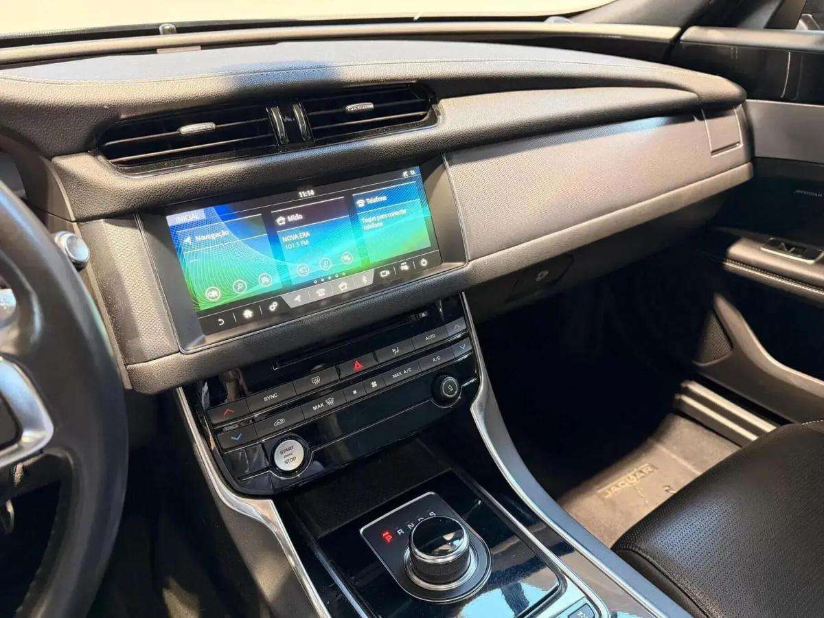 jaguar-xf-sportbrake-2019-diesel-1999cc