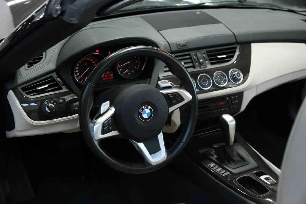bmw-z4-2010-gasolina-2497cc