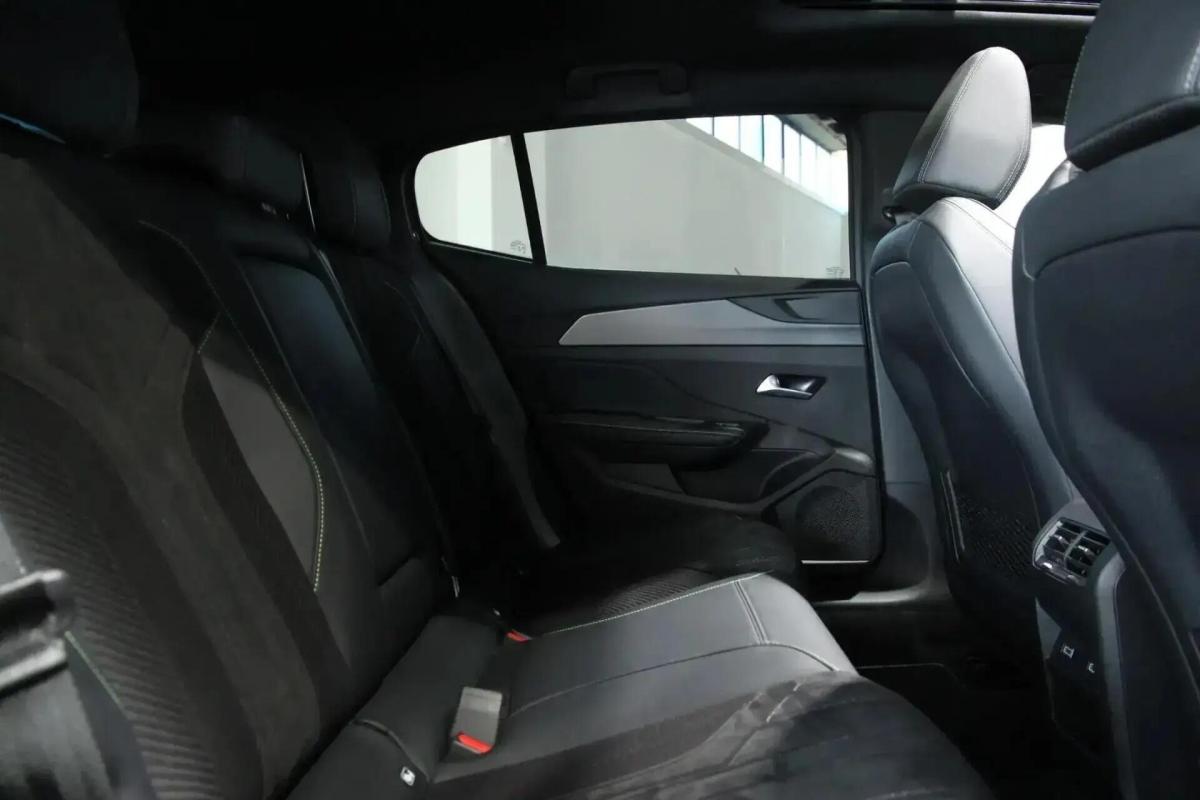peugeot-408-2024-gasolina-1199cc