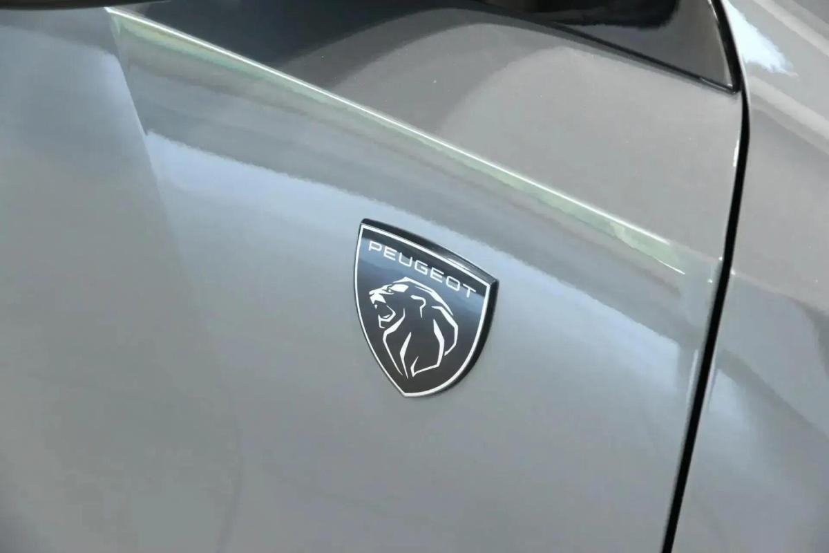 peugeot-408-2024-gasolina-1199cc