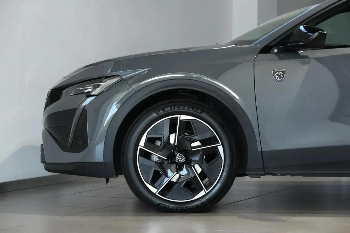 peugeot-408-2024-gasolina-1199cc