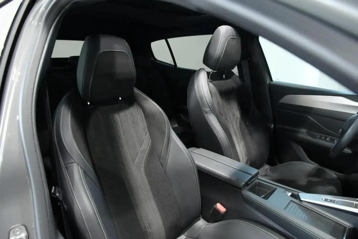 peugeot-408-2024-gasolina-1199cc