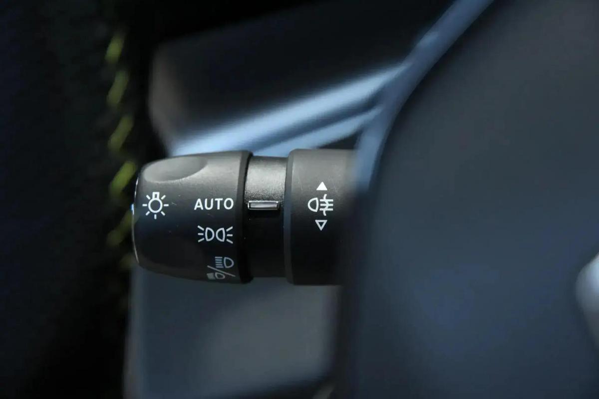 peugeot-408-2024-gasolina-1199cc