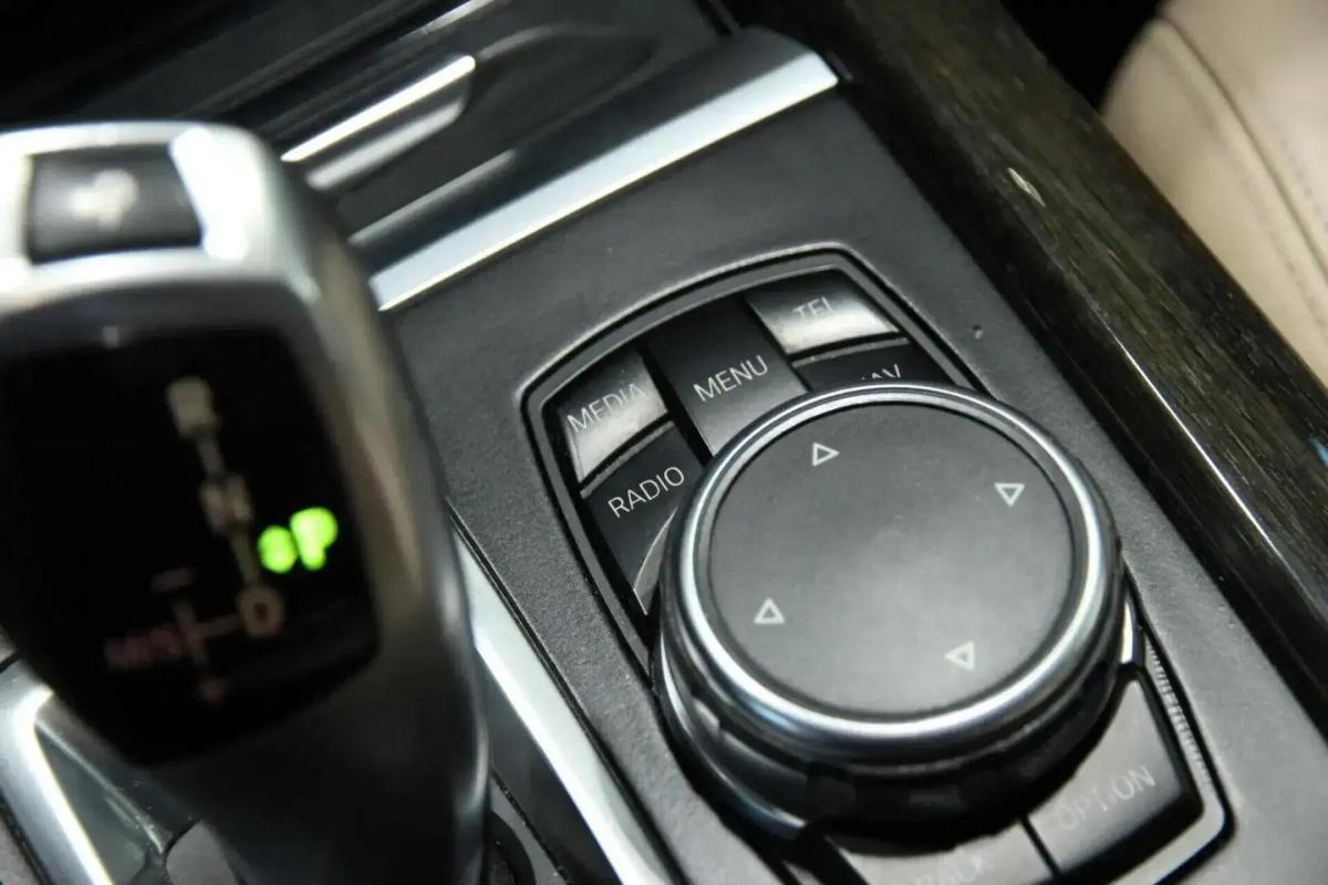 bmw-x5-xdrive40d-2015-diesel-2993cc