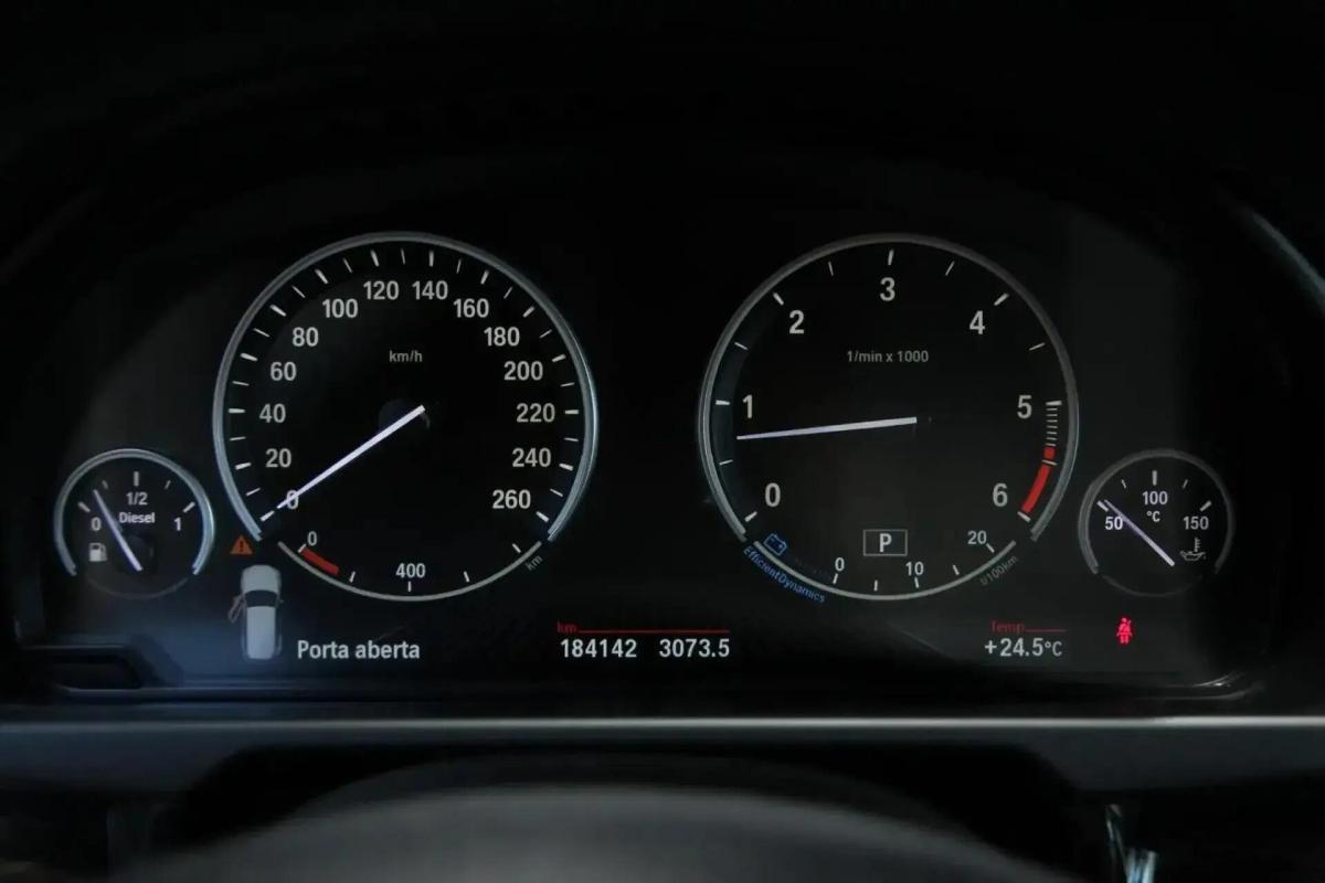 bmw-x5-xdrive40d-2015-diesel-2993cc