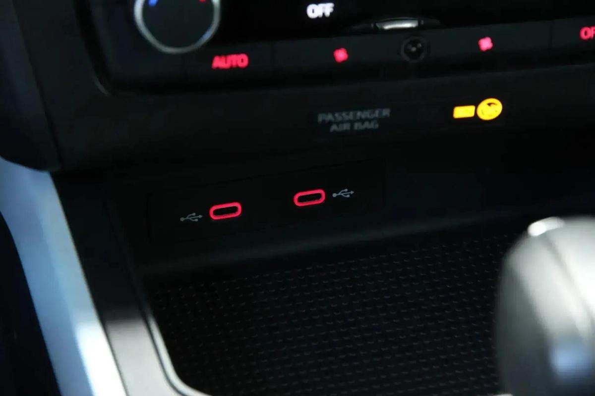 seat-arona-2024-gasolina-999cc