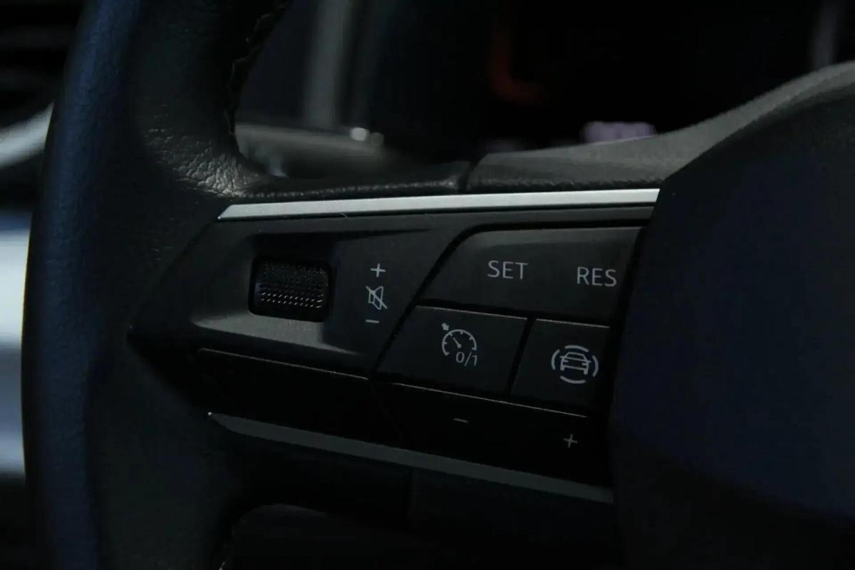seat-arona-2024-gasolina-999cc